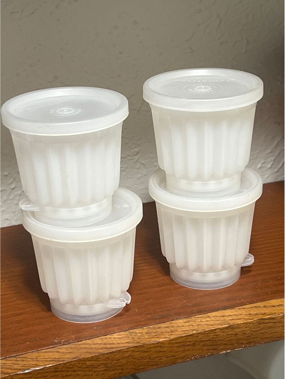 Set of 4 Jel-N-Serve vintage Tupperware Jel-ette individual gelatin or pudding